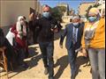 وكيل التعليم في السويس يتفقد استعدادات المدارس لامتحانات الفصل الدراسي الأول