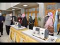 محافظ أسيوط يسلم ماكينات تطريز لجمعيات أهلية