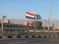 الأعلام تزين شوارع الطور في جنوب سيناء