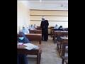 وكيل أزهر أسوان يتفقد سير الامتحانات