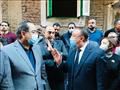 محافظ الإسكندرية يتفقد العقار المنهار