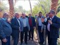 وكيل زراعة الوادي الجديد يتفقد تطبيق الري المطور بالداخلة 