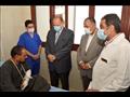 محافظ أسيوط يزور مستشفيات الايمان العام والشاملة لتهنئة المرضى بعيد الفطر 