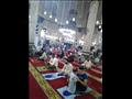 العشرات يتوافدون على مساجد الإسكندرية لأداء صلاة العيد
