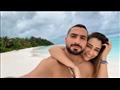 محمد الشرنوبي وراندا رياض على شاطئ المالديف