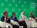 وزير الآثار يشارك في قمة إنعاش السياحة بالسعودية 