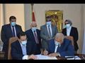 محافظ الوادي الجديد يوقع اتفاقية استغلال مبنى الجمهورية