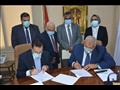 محافظ الوادي الجديد يوقع اتفاقية استغلال مبنى الجمهورية