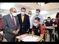 رئيس جامعة أسيوط يتفقد امتحانات آخر العام
