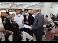 رئيس جامعة أسيوط يتفقد امتحانات آخر العام
