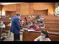 رئيس جامعة سوهاج يتفقد امتحانات الفصل الدراسي الثاني