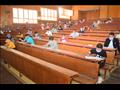 رئيس جامعة سوهاج يتفقد امتحانات الفصل الدراسي الثاني