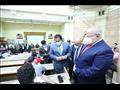 وزير التعليم العالي ورئيس جامعة القاهرة يتفقدان لجان امتحانات نهاية العام الدراسي