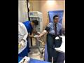 وكيل صحة المنيا يتبرع بالدم ضمن المشروع القومي لتجميع البلازما