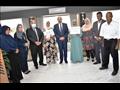 محافظ أسوان يُكرم الطالبتين الحاصلتين على المركز الأول للتعليم المزدوج