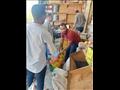 ضبط مواد غذائية فاسدة في حملة تفتيشية بأسوان
