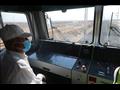 وزير النقل يستقل جرار اختبارات أعمال السكة لمشروع قطار LRT