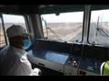 وزير النقل يستقل جرار اختبارات أعمال السكة لمشروع قطار LRT