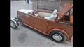 شاب أسيوطي يصنع سيارة خشبية بسرعة 160 