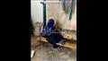 سيدات أسيوط يبدعن في صناعة السجاد اليدوى (22)