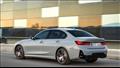 بي إم دابليو 320i موديل 2023-14