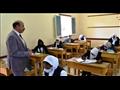 محافظ أسوان يتابع المدارس