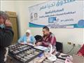 صور.. فحص 1400 مواطن خلال قافلة طبية مجانية في بني سويف