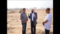 المحافظ يتابع العمل بالحديقة  