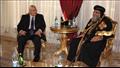 المستشار عدلى منصور يهنئ البابا تواضروس الثانى بعي