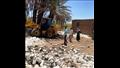 إزالة 14 حظيرة ماشية بأسوان