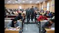 رئيس جامعة طيبة يتفقد لجان الامتحانات