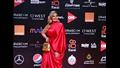 يسرا تتألق بفستان أحمر في ثاني أيام الجونة السينمائي 