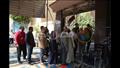 توافد طوابير الناخبين بلجنة مدرسة وادي الملكات بالأقصر (20)