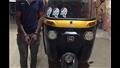 ضبط سائق توك توك    أرشيفية