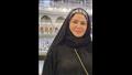 الفنانة إلهام شاهين تؤدي مناسك العمرة