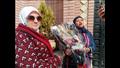 مواطنون يحيون ذكرى مبارك من أمام مدفنه