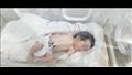 رضيعة ولدت تحت الأنقاض وماتت عائلتها كلها