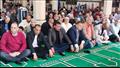 وزير الري يؤدي صلاة الجمعة بمسجد الدسوقي في كفر الشيخ