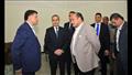 وزير التجارة ومحافظ الغربية خلال الجولة