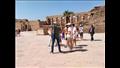 جوارديولا وأسرته يبدأون جولتهم السياحية في الأقصر 