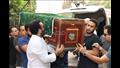 وصول جثمان المخرج أحمد سامي العدل لمسجد الفاروق بالمعادي