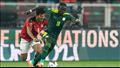 ساديو ماني لاعب منتخب السنغال ضد حمدي فتحي لاعب مصر