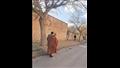 يكرس حياته من أجل صديقه الكفيف