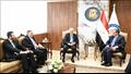 وزير البترول خلال لقائه مع رئيس مجموعة كوبيلوزوس اليونانية