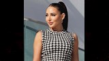 الأبيض يليق بها.. ساندي تخطف الأنظار بإطلالتها 