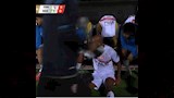 "سبب الإصابة".. شيكابالا يترك مباراة الزمالك والمصري البورسعيدي (فيديو)