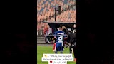 إمام عاشور يهدي لاعب استاد أبيدجان قميصه وحذاءه (4)