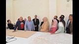 محافظ أسيوط يتفقد المجمع الصناعي الحرفي بالشامية بساحل سليم ويتابع إنتاح مشغل الخياطة ويتفقد فساتين الزفاف المعدة للايجار بالم (14)