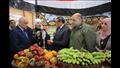 وزير التنمية المحلية ومحافظ الجيزة يتفقدان سوق الجملة بالسادس من أكتوبر