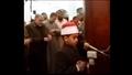 طفل بالزي الأزهري يؤم المصلين